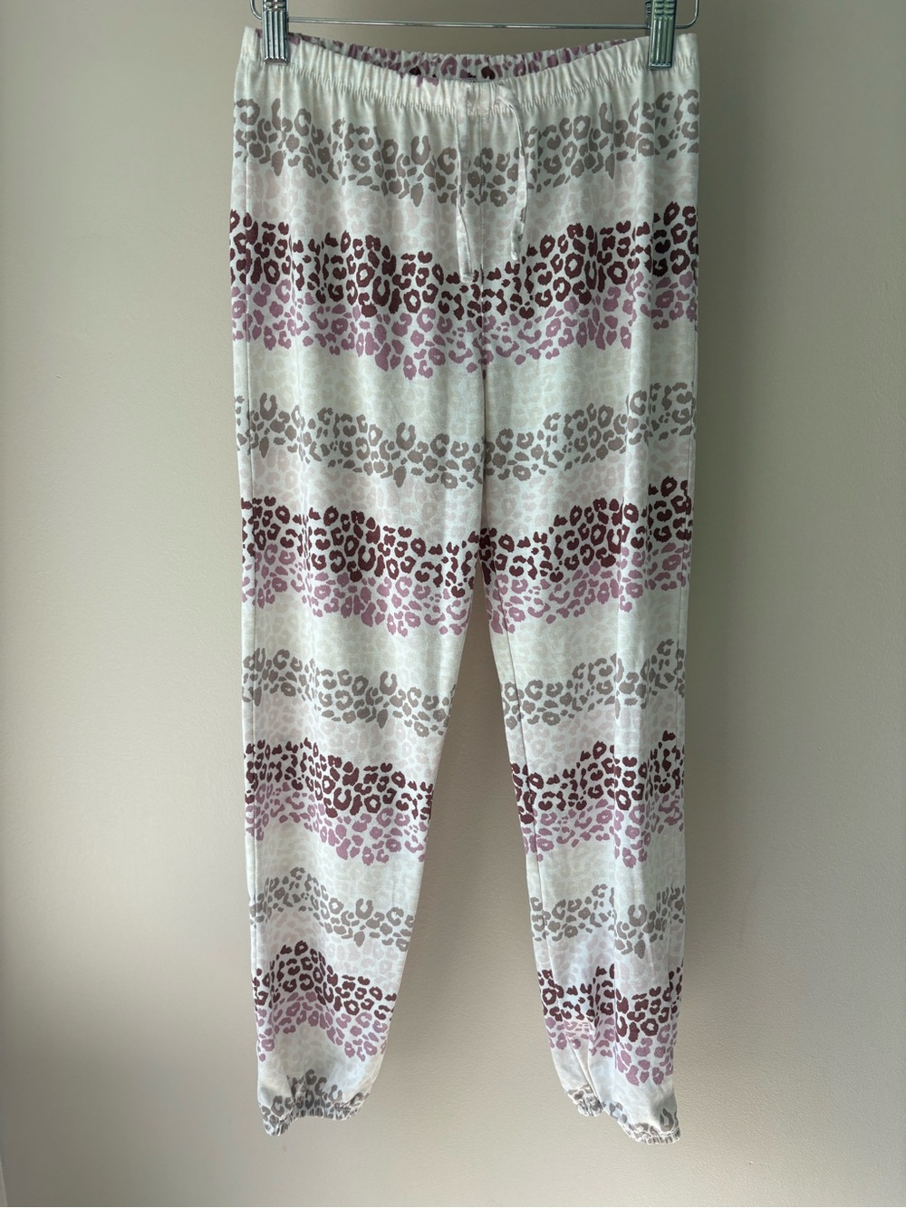 GAP Leopard Print Pajamas Pants Bottoms in White and Pink Size 14